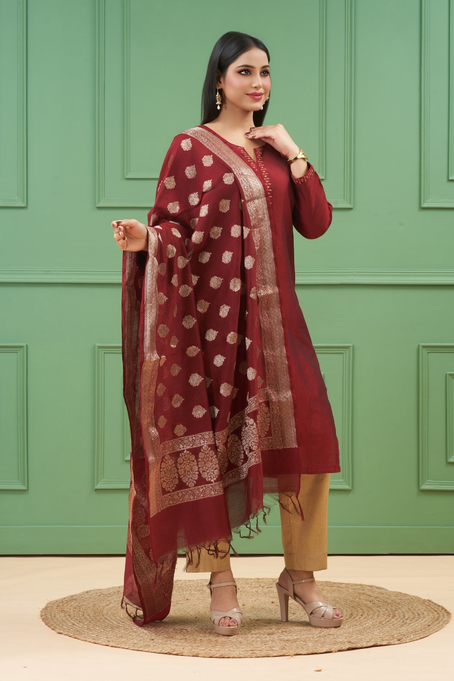 Noor Maroon Kurta Set