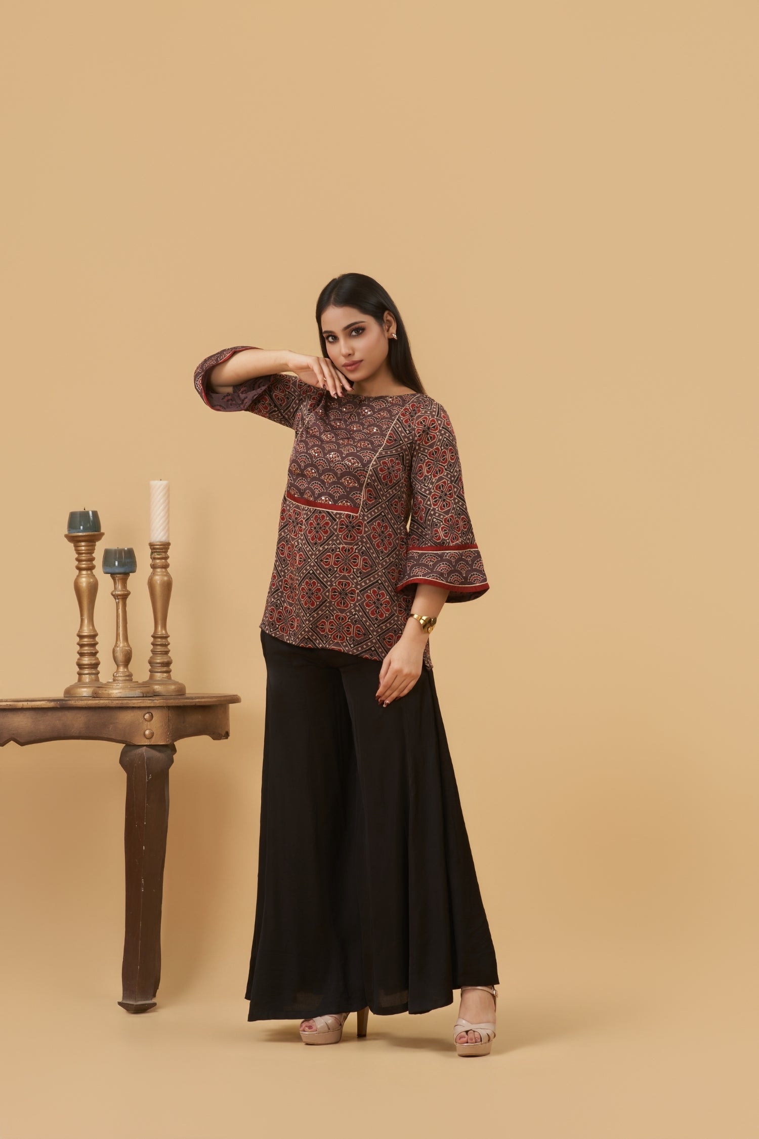 Zoya Ajrakh Short Top