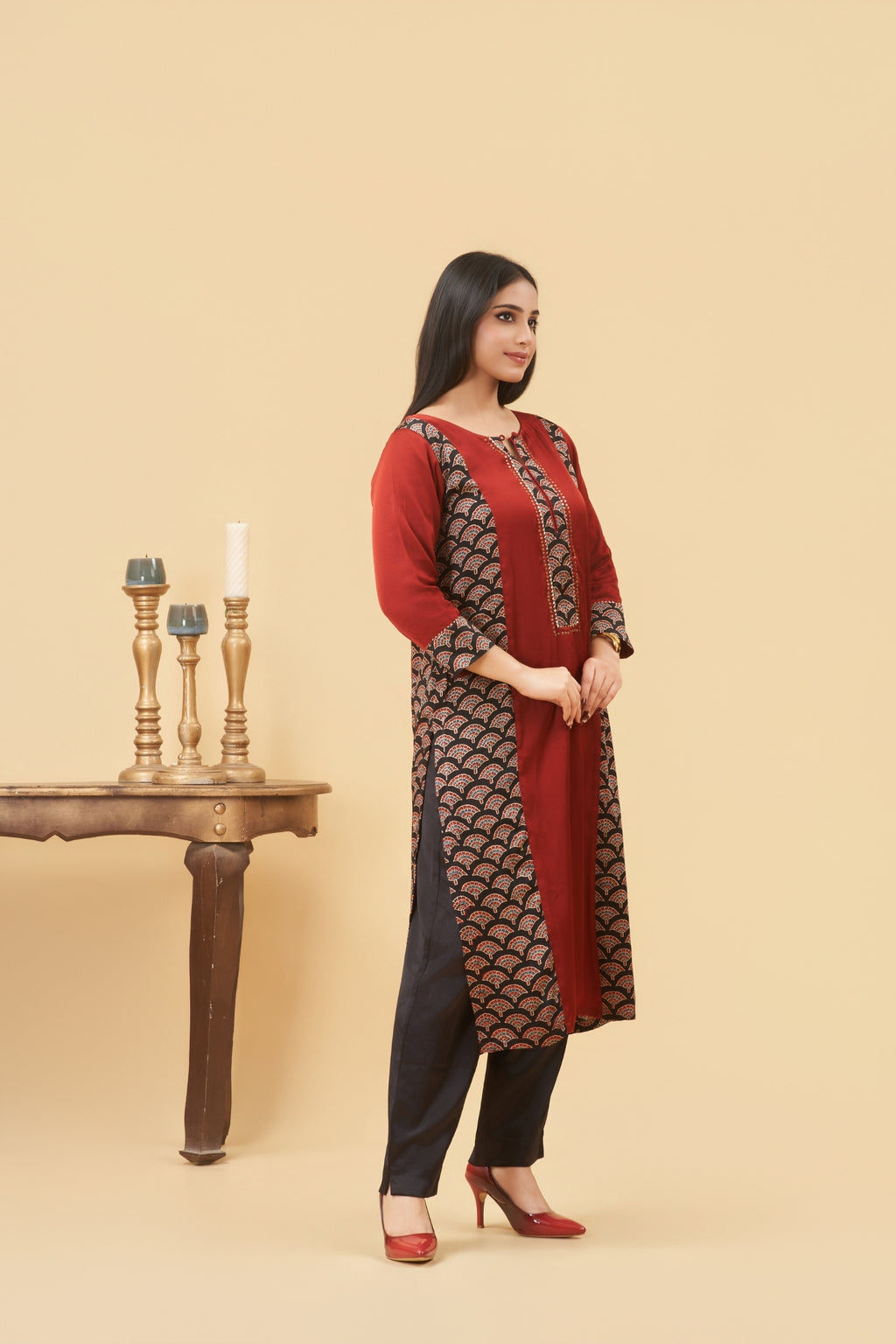 Ira Embroidered Kurta