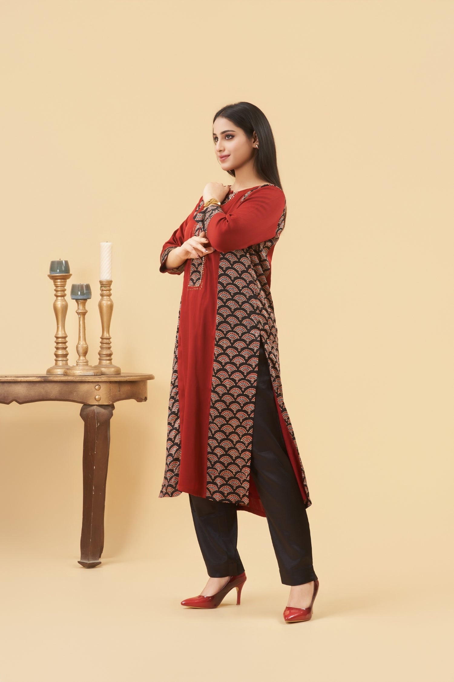 Ira Embroidered Kurta