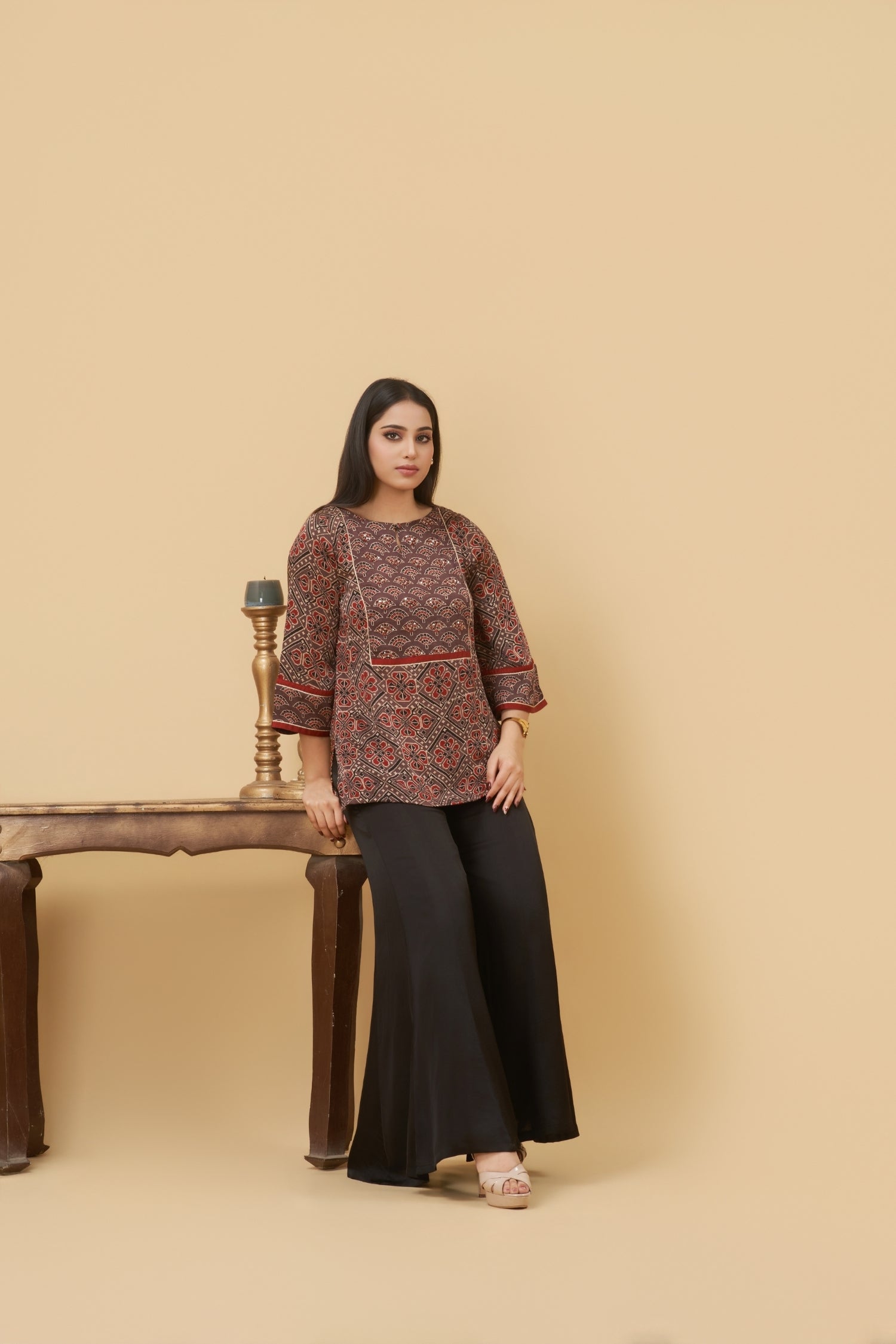 Zoya Ajrakh Short Top