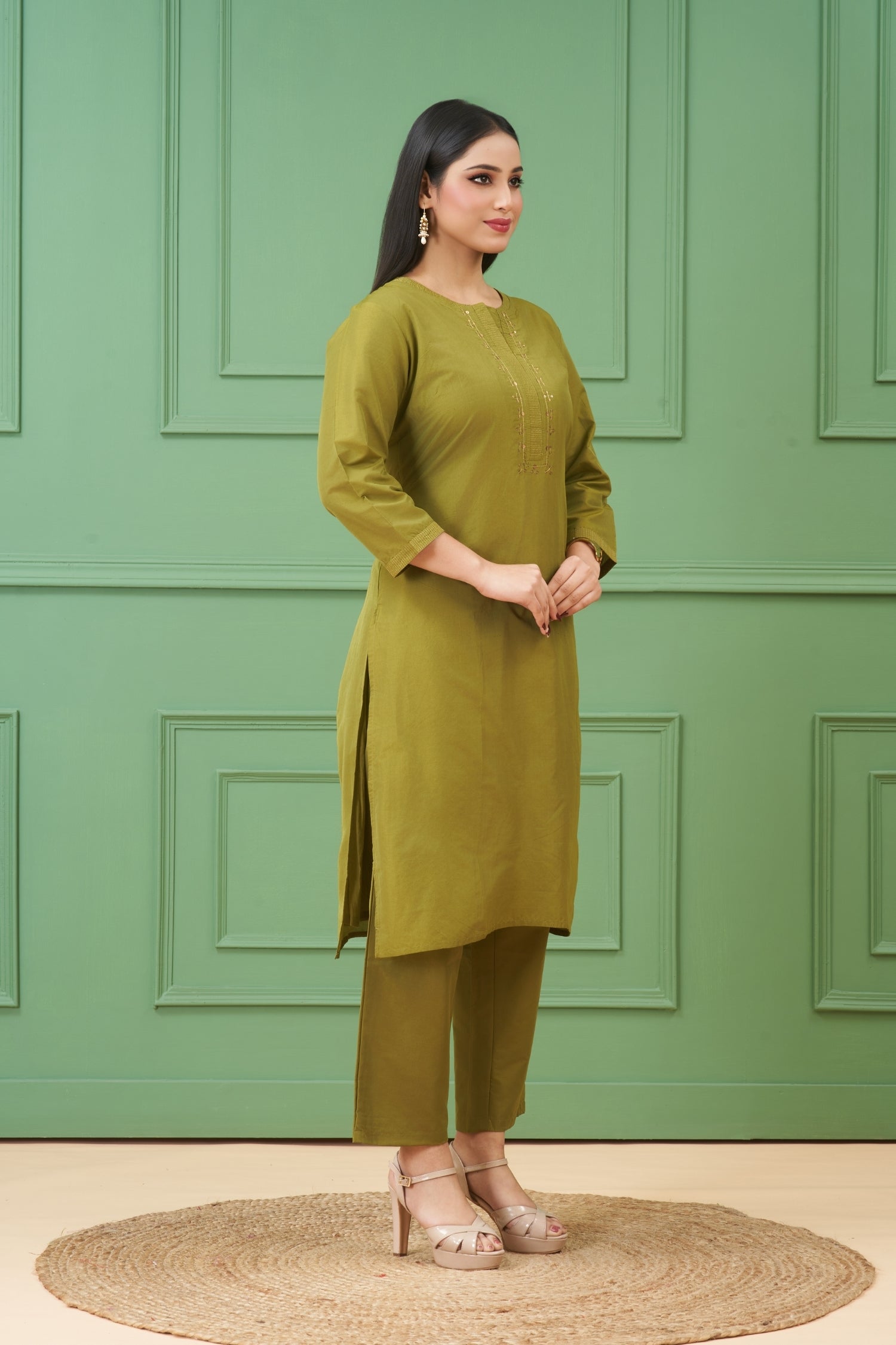 Sitara Mehndi Kurta Set